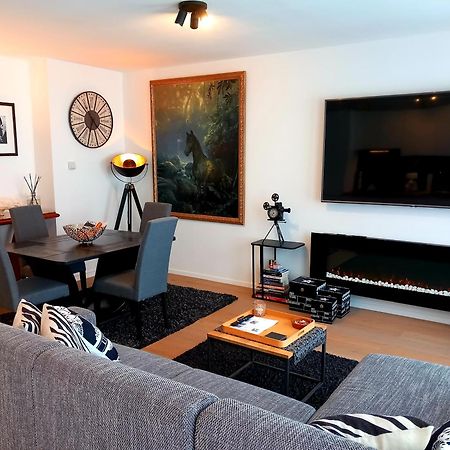 Little Hollywood Apartment ออสเทนด์ ภายนอก รูปภาพ