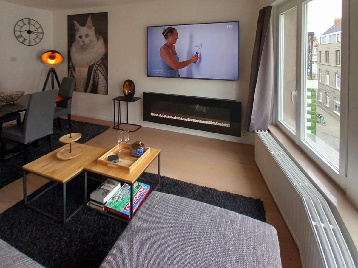 Little Hollywood Apartment ออสเทนด์ ภายนอก รูปภาพ