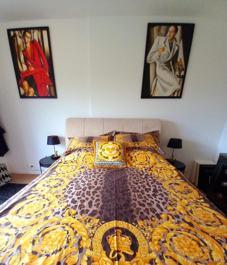Little Hollywood Apartment ออสเทนด์ ภายนอก รูปภาพ