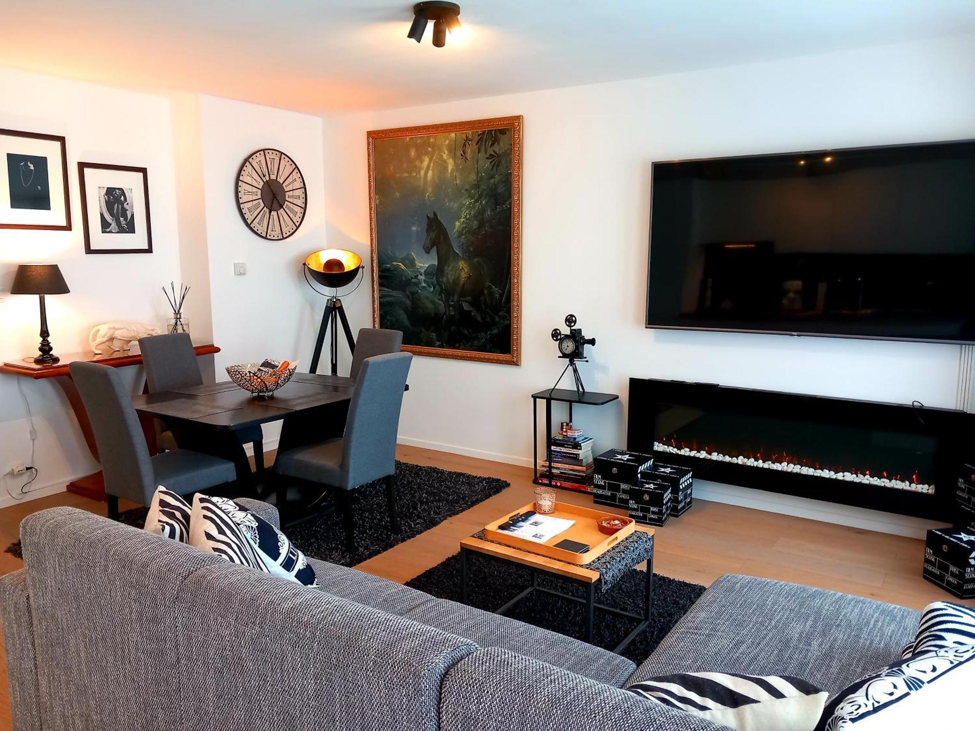 Little Hollywood Apartment ออสเทนด์ ภายนอก รูปภาพ